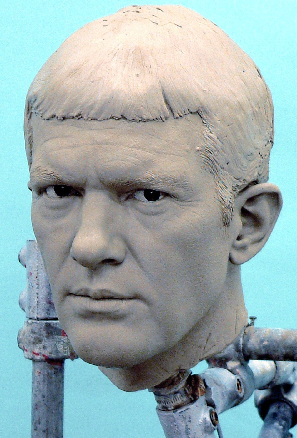 Portrait sculptor Antonio Banderas